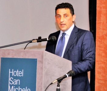 Mingoia (Uilca) : Grande preoccupazione per i 10.000 esuberi Unicredit