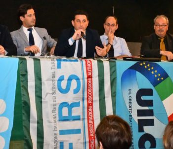 Bancari: i lavoratori approvano la piattaforma. Al via la trattativa